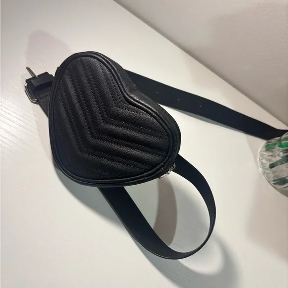 Target Black Heart-Shaped Wristlet - Picture 1 of 7
